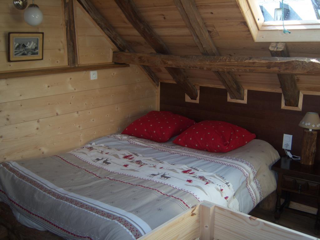 Villa Les Granges de la Fontaine à Antignac Chambre photo
